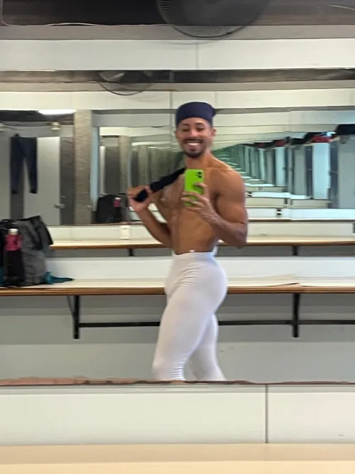 Uma foto no espelho by OutroRaffa