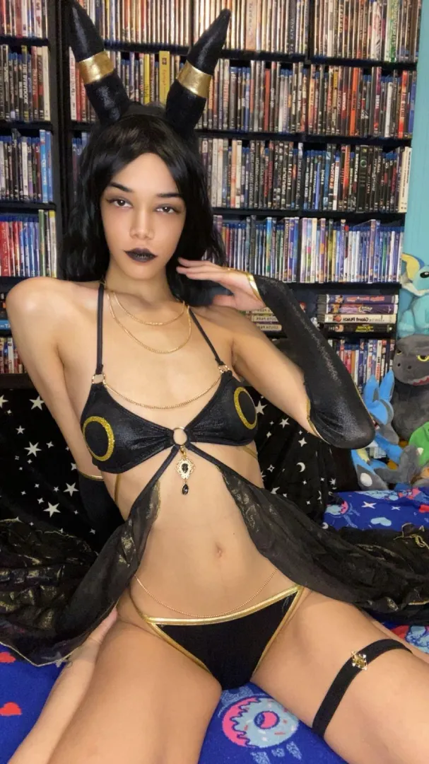 Umbreon (PiperGrimes) posted by PiperGrimes