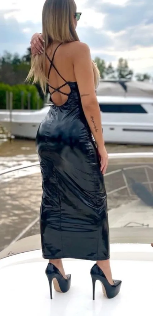 Under my heels… is where you truly begin to obey  by MistressAnastasia1