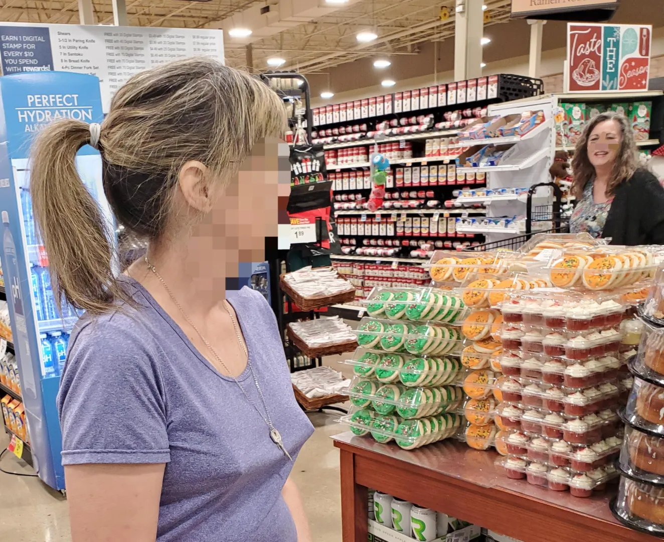 Update and Reminder! If you have submitted or do submit a colored picture for the contest please also message answers to the following questions. posted by KeyholderK