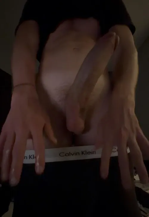 upvote if my dick is bigger than yours :) (p.s leave a comment if it’s not even close) by Far-Reaction-8779