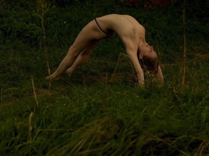 Urdhva Dhanurasana ❤️‍ by Elke_Nakedyoga