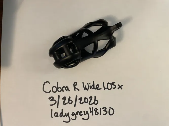 [US] [Cobra R Wide 1.05x in black, cage only] - SELL by ladygrey48130