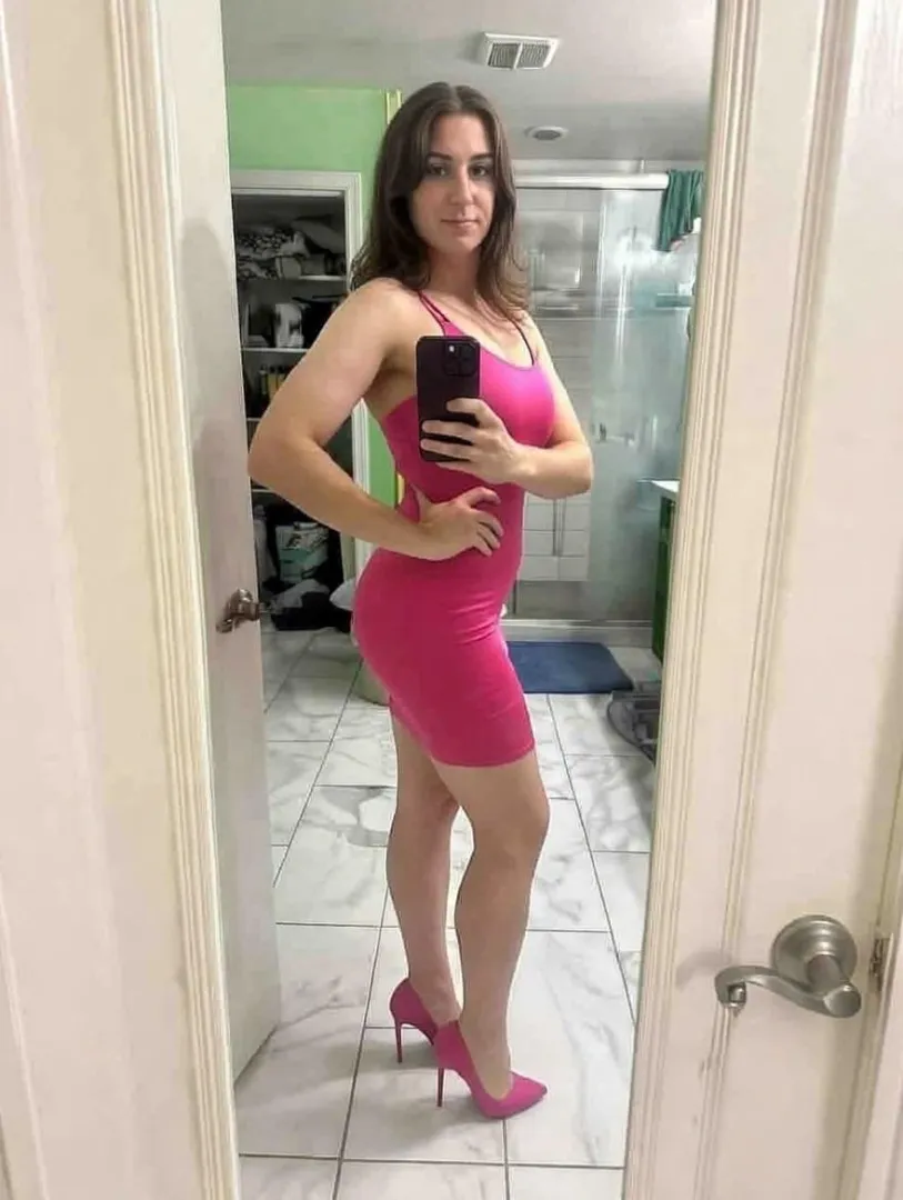 [USA] #AZ Looking to become a full time sissy locked away in bondage posted by Ok-Stock-6656