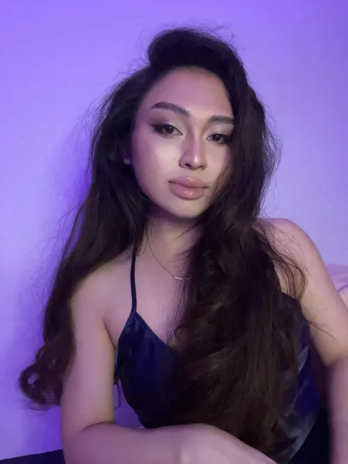 [USA] (CA) #LA 24 +online looking for guys to chill and game with by Silver_Command_8173