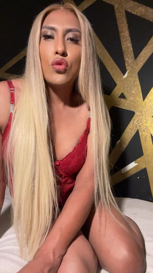 [USA] #LosAngeles sissy, laid-back, and discreet. Into DL straight men by Character-Engineer89