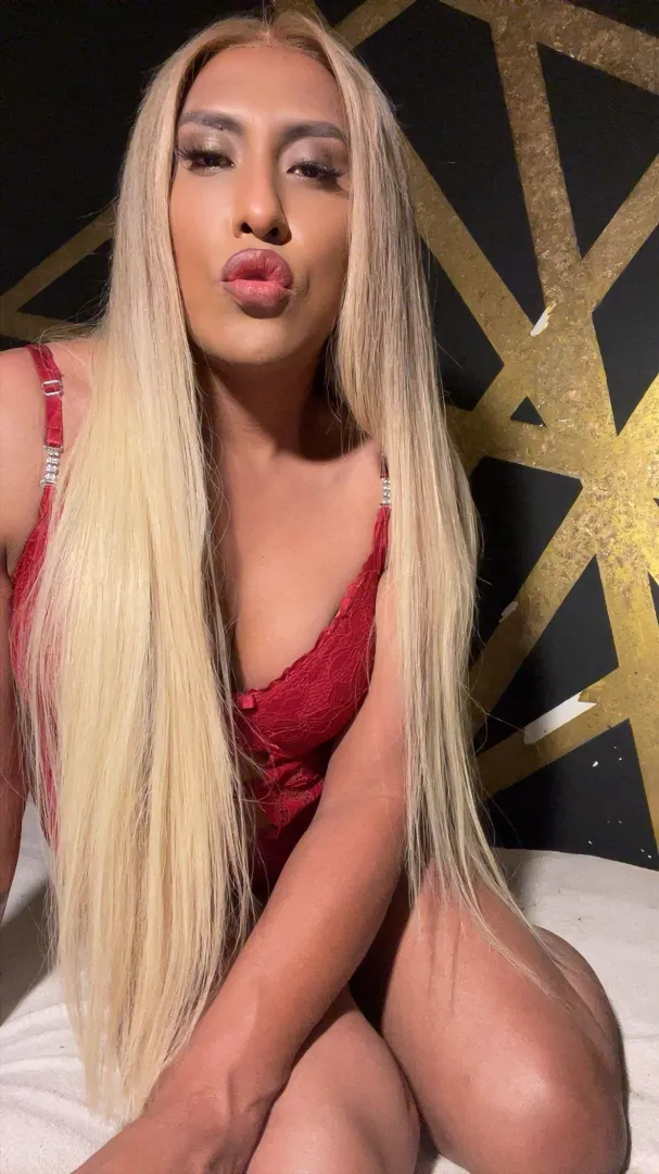 [USA] #LosAngeles sissy, laid-back, and discreet. Into DL straight men posted by Character-Engineer89