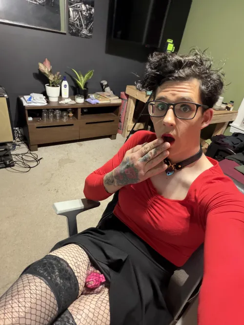 [USA] #NJ Sissy, 27, looking for sissy friends or a domme key holder to train me by AshleyAgain1998