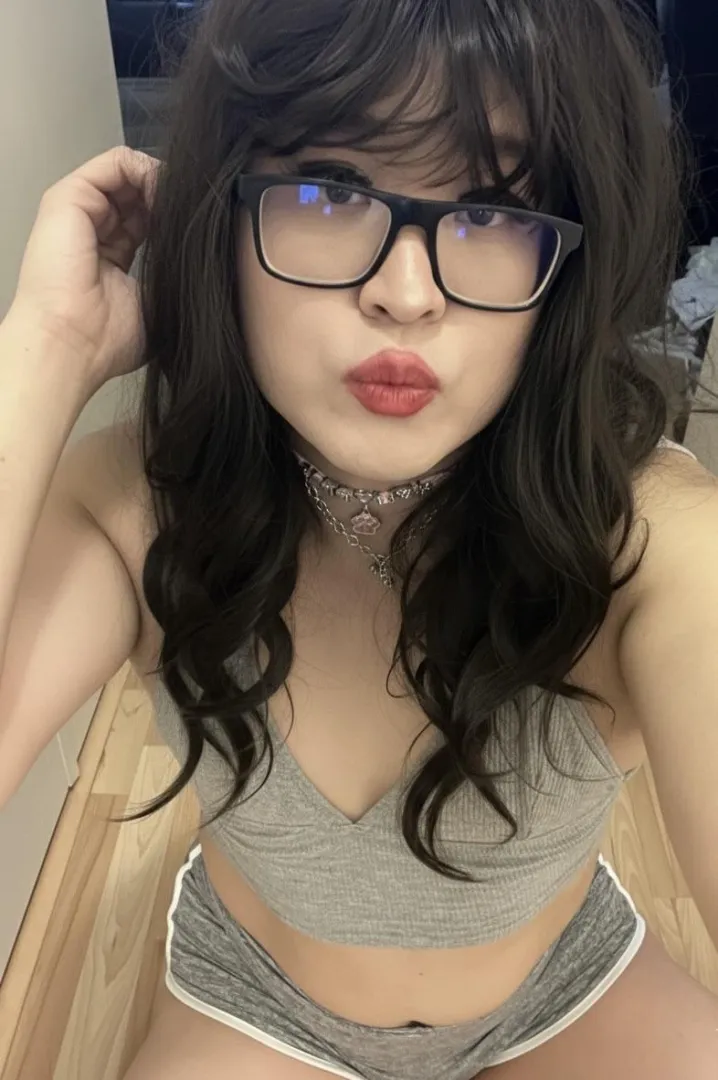 [USA] #nyc - Asian sissy girly looking for her man :) posted by Perfect-Manner560
