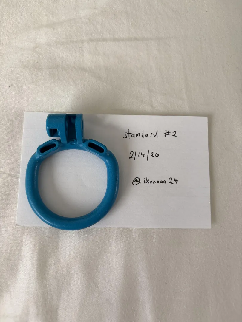 [US/West Hollywood] [SELL] blue standard #2 ring posted by ikonaaa24