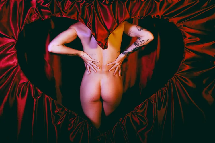 valentine by theuntamedpixie