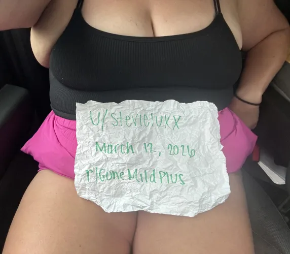 Verification photo by stevieluxx
