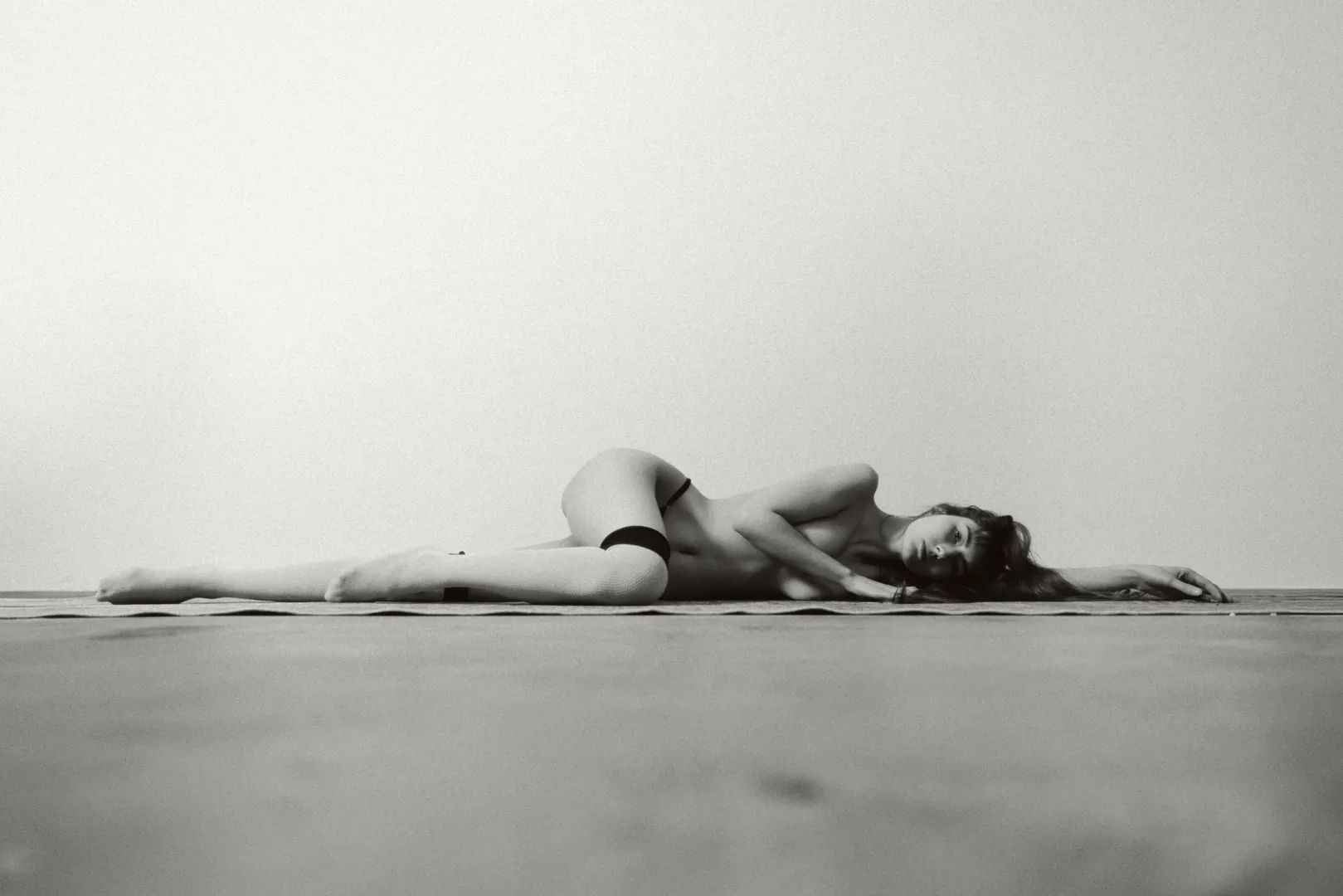 Veronica's Dunes Studio photography by me [Canon R6 + rf 28-70 f2.8] posted by Glad_Fennel_9481