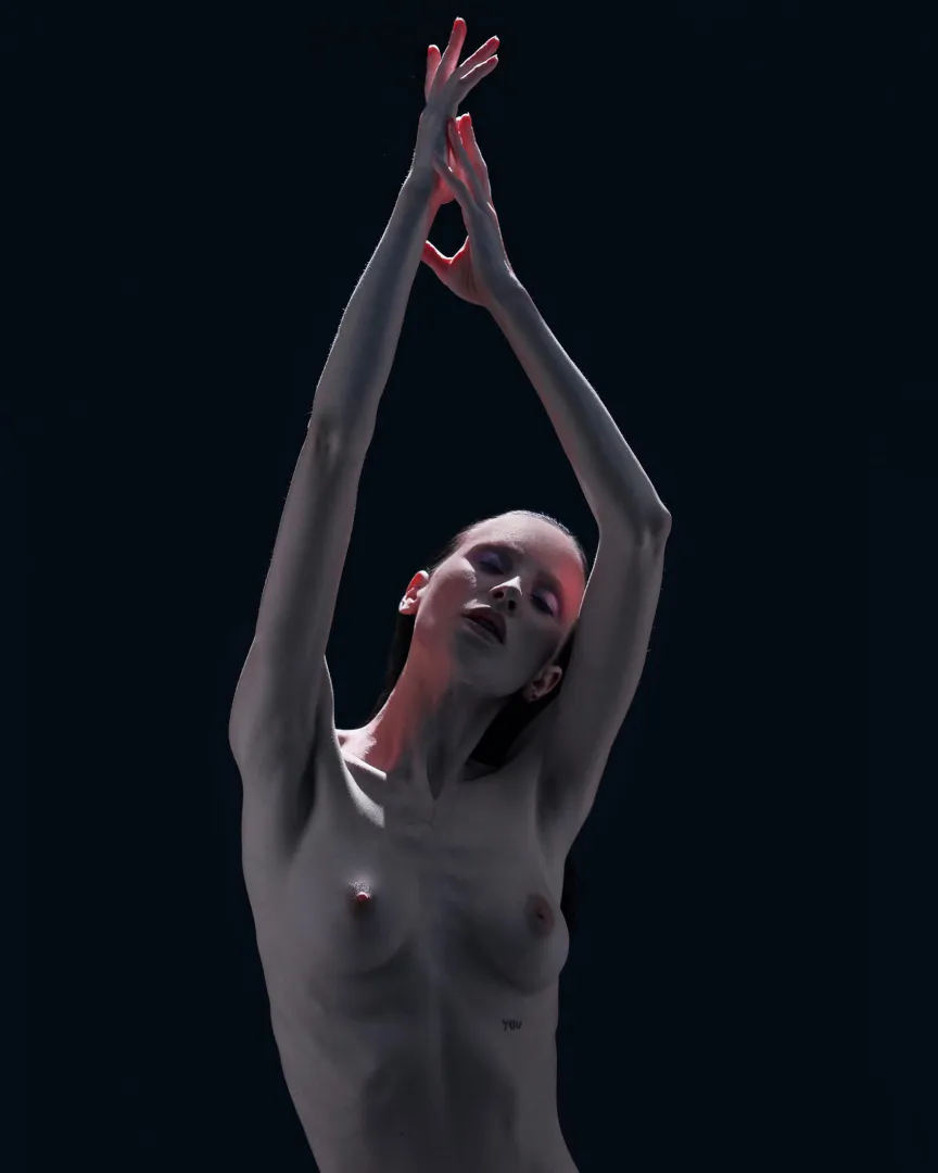 Veta Peresedova | ph. Kamilla Hanapova posted by digital-fountains