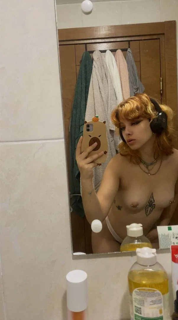 Viens t'étirer, mon chaton posted by apcheese