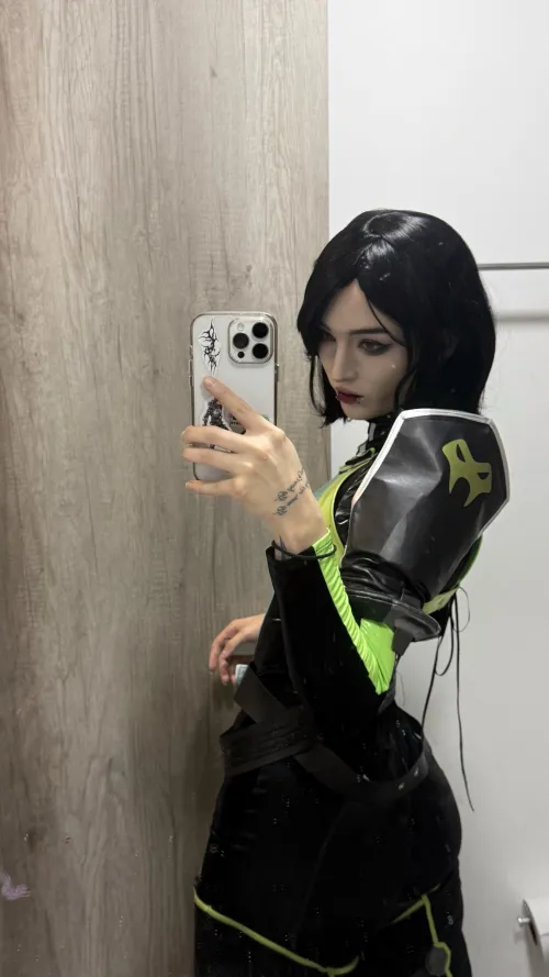 Viper [Valorant] by (Suki) by HoneyAfterHours