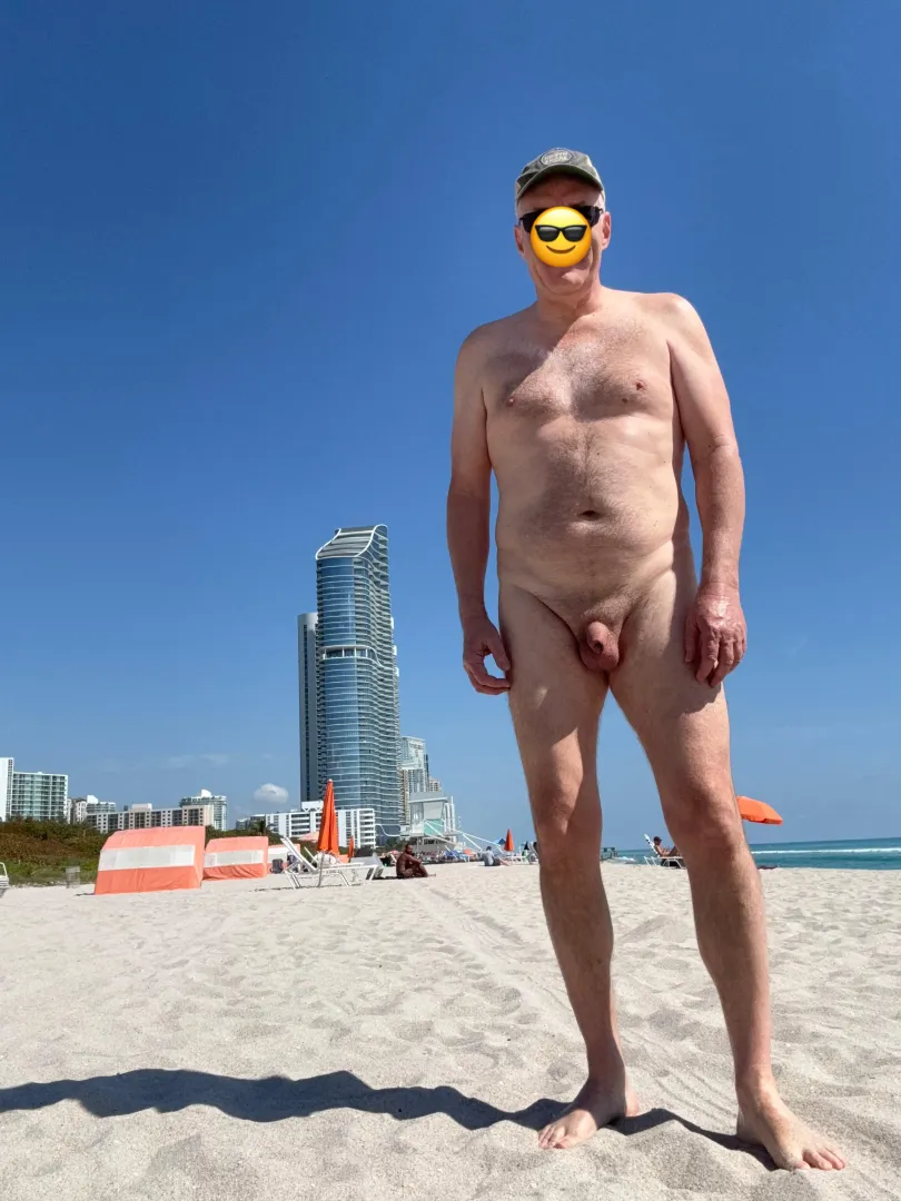 Visitor with a day off. Happy to be here! posted by Davebadboy905