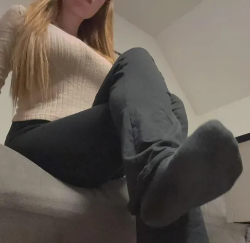 W23 Erfahrene Herrin sucht wieder neue erbärmliche Sklaven by Herrin_Sofie_99