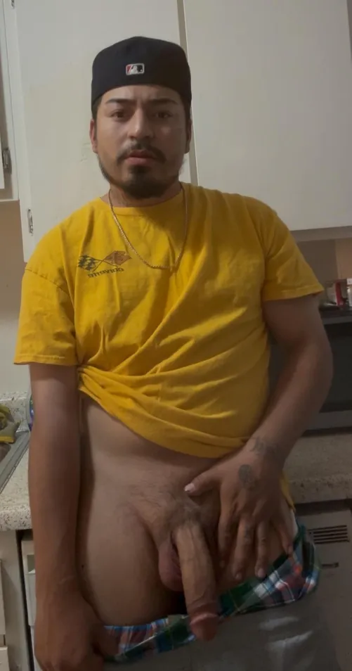 Waiting for you by youdontknowme661-