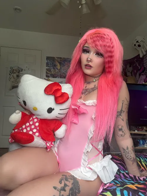 Waiting for you to come and play with me by _ScarletTwinkle