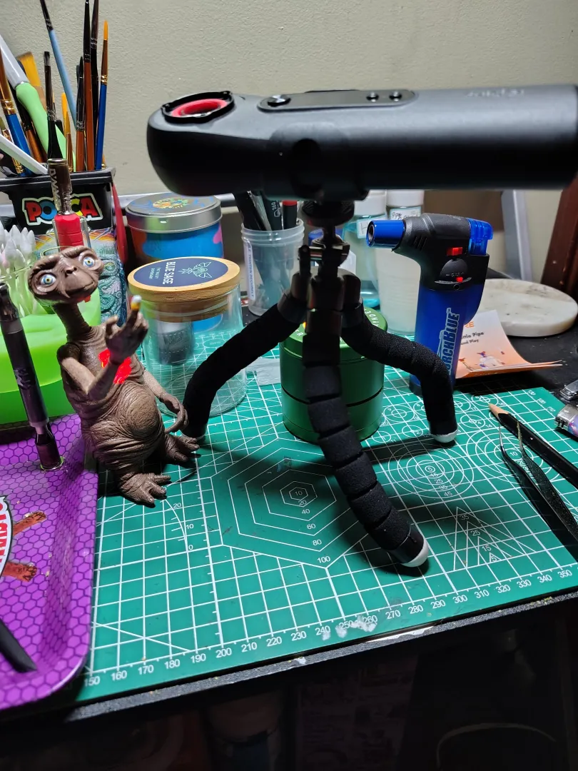 Wand stand makes me actually use the wand posted by medicinalbuds802