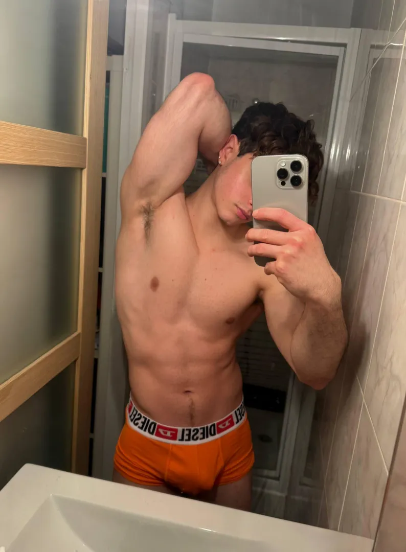 Wanna come grab it?  posted by Flavio_Morino