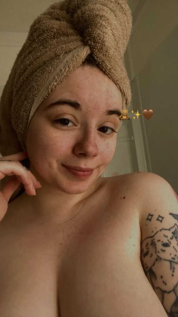 Wanna cover my freckles with your cum? posted by Remarkable_Set_2352
