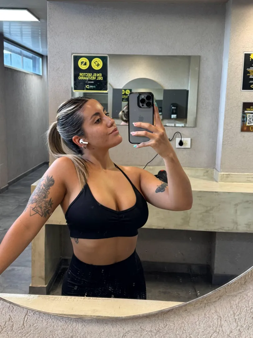 Wanna go crazy with this hot chick? posted by ZZTM