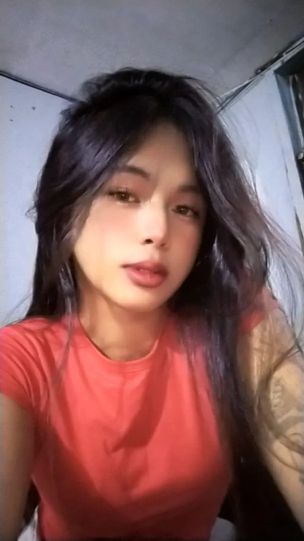 Wanna kiss me dada? posted by slut_chelsea