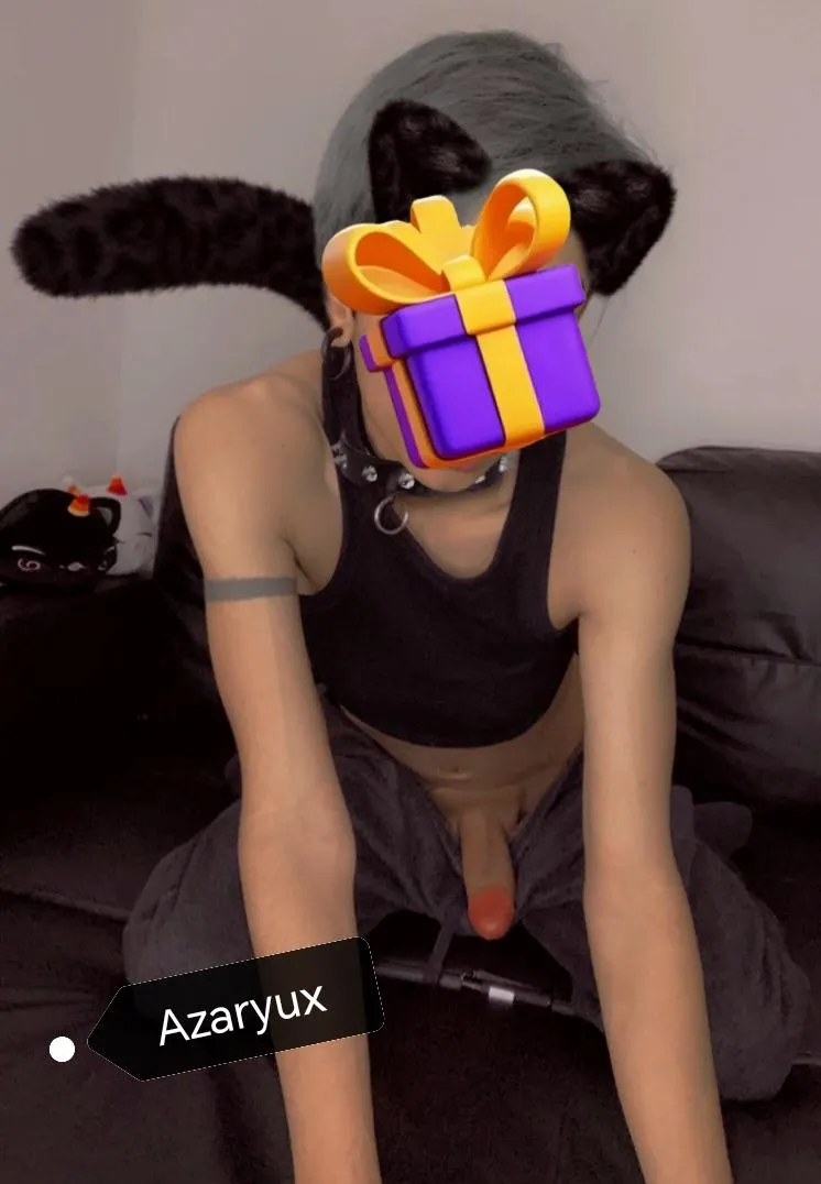 Wanna play with a needy catboy~?  posted by Azaryux