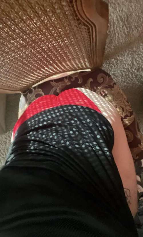 wanna see this ass with nothing on? (DM) by Ok_Particular_3023