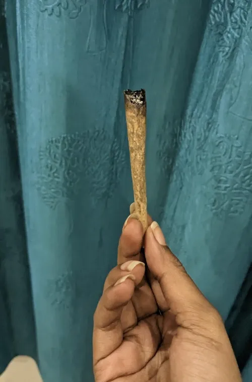 Wanna smoke and..... by its_osiria