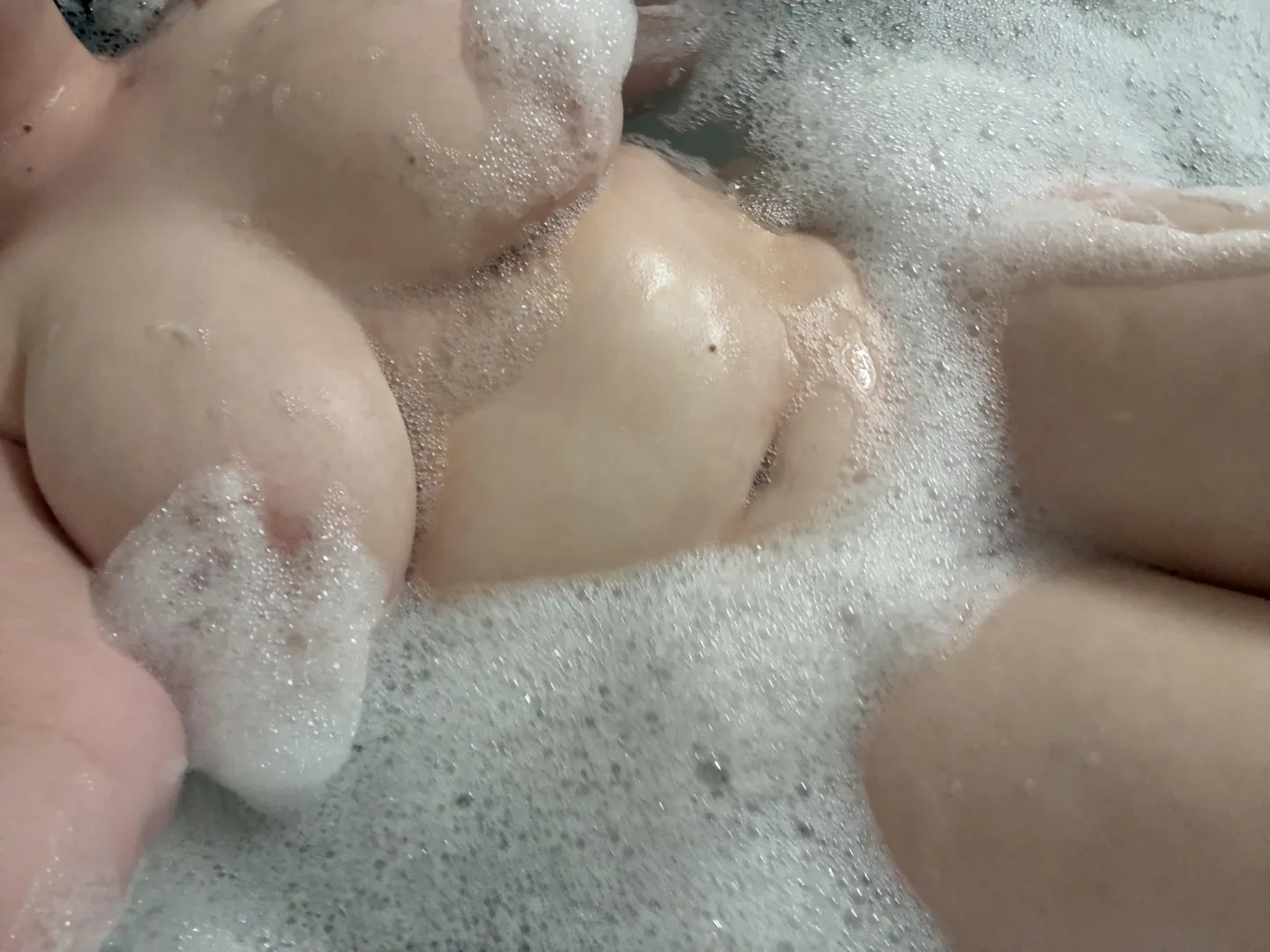 Wanna touch my bubbles?? posted by SpicyyyIvy