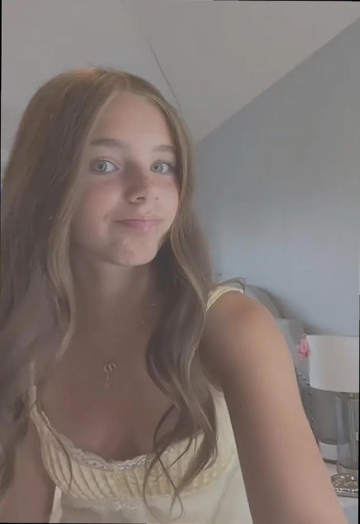 want a bossy dude to make me his plaything am i your vibe? posted by Ann_Slanders