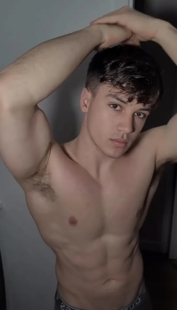 Want it hairy or shaved ? posted by Smart-Dingo-2522