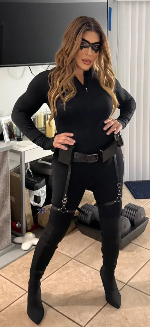 Want me to fuck you rough or just ruin u? ??⬇️ by annatransxo