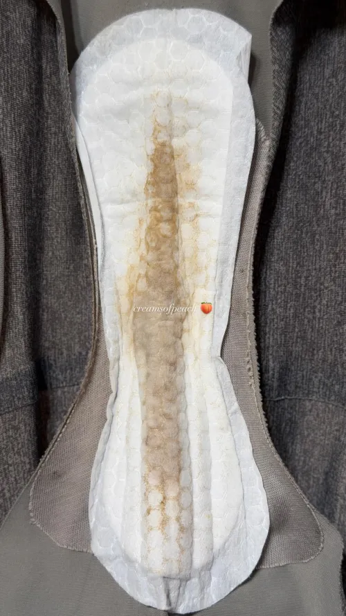 Want something to punch you in the nose? This liner was worn for 24+ hours and the scent is off the charts pungent ‍ by creamsofpeach