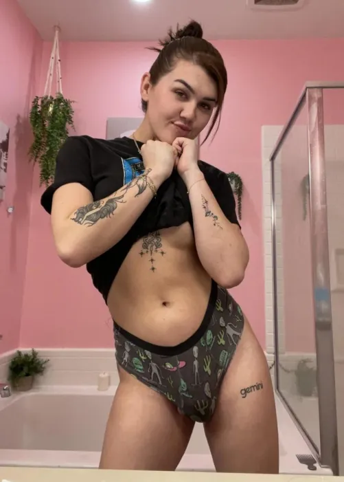 Want that bulge by PLEE7220