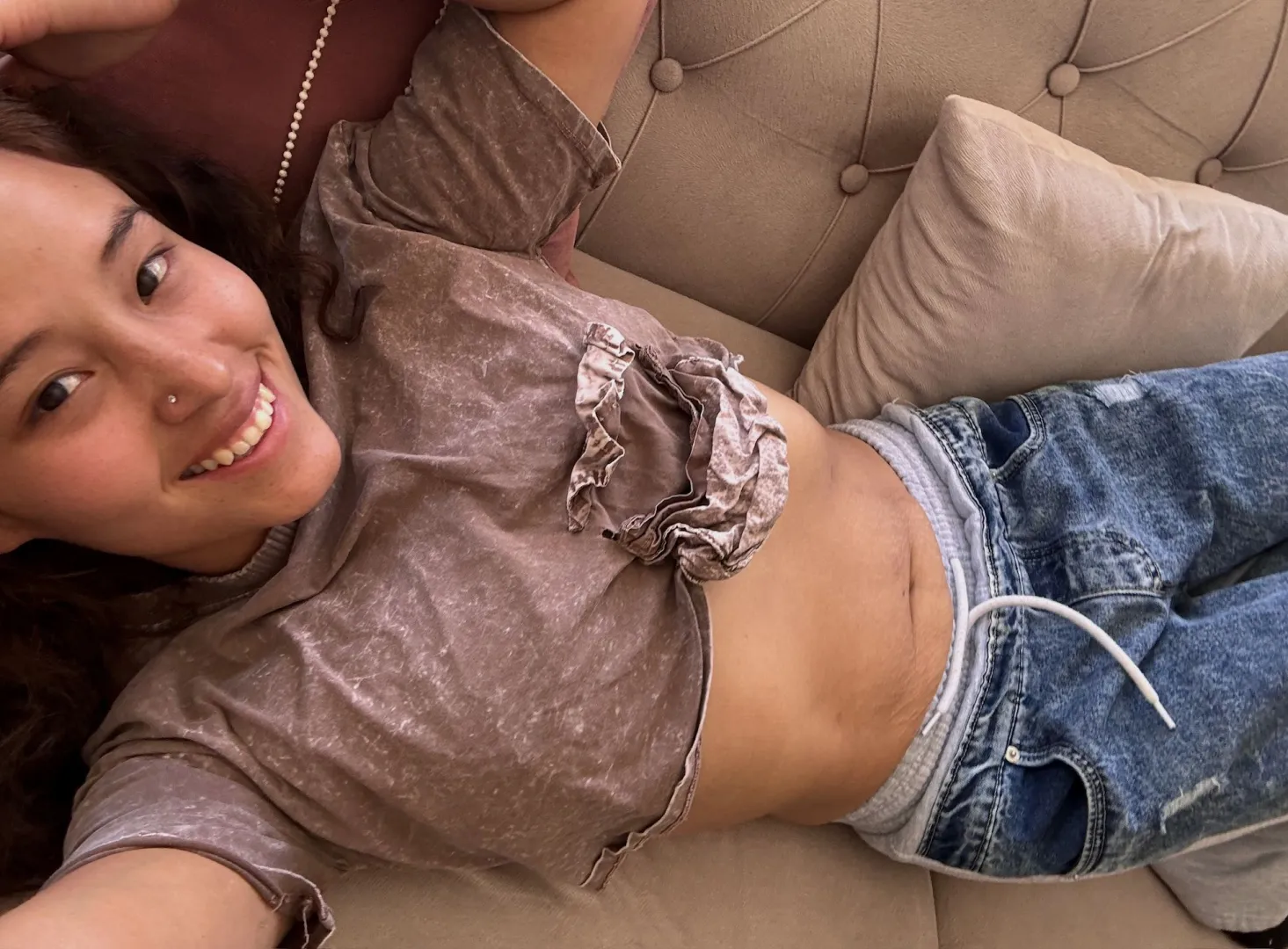 Warm up my soft squishy peruvian belly posted by NaturalScarlett