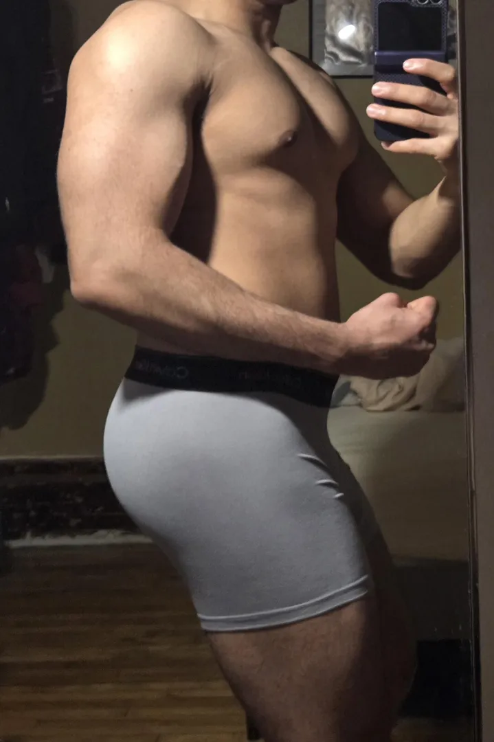 Was invited to post here, do I belong? posted by Shawnthegay