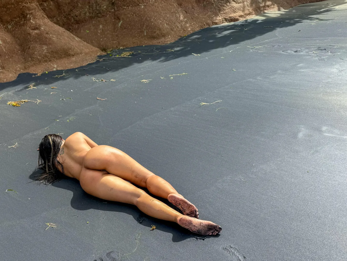 Washed Ashore posted by AdventureJuntos