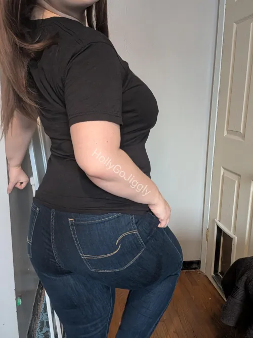 Watch me running around all day  [F] by HollyGoJiggly