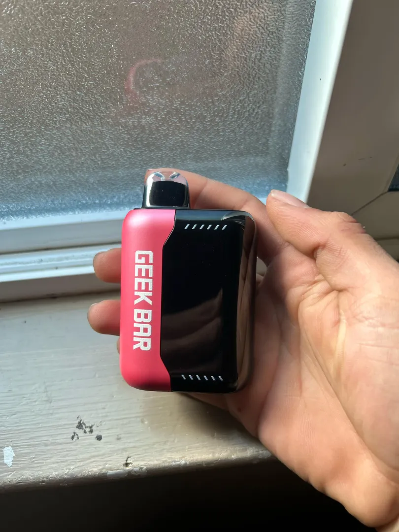 Watermelon Ice Geekbar X posted by KarmaWasTaken01