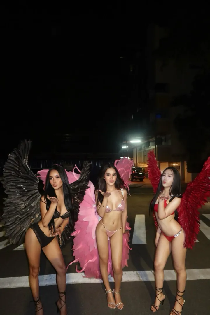 we are ready to dominate y’all✨ posted by fuckitlikeava