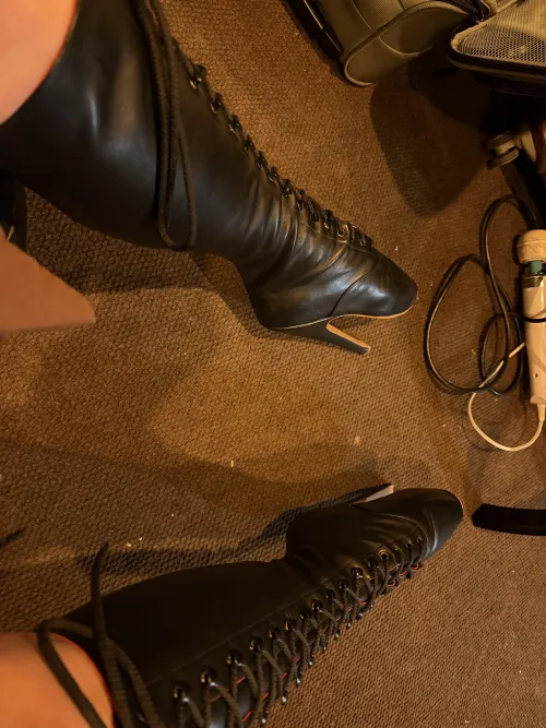 Wearing my boots to bed tonight by rockpup