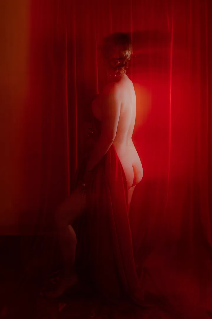 Wearing red posted by TheVickeeMuse