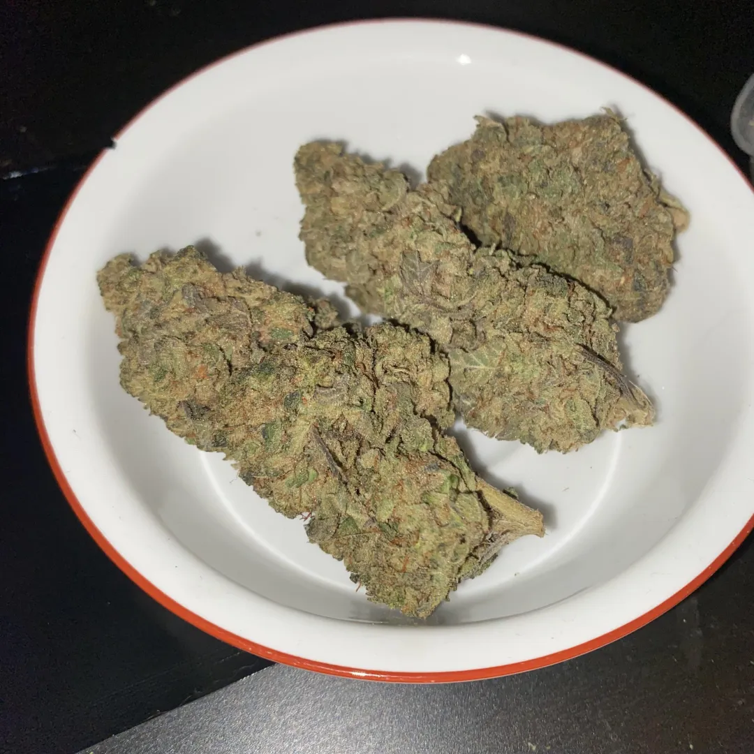 Wedding cake posted by Present_Session_1801