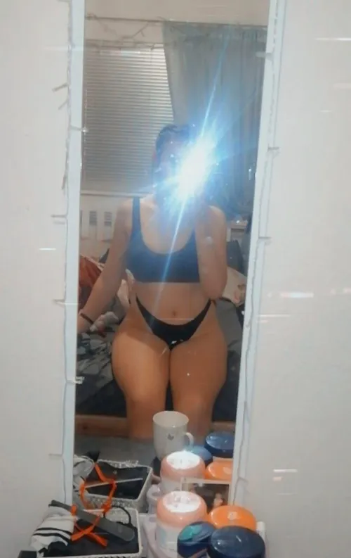 Welcome home honey... Long day? by xYumiex