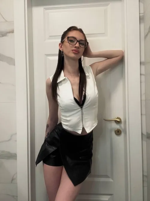 Wer möchte meine Nudes bewerten? by ed1faunce