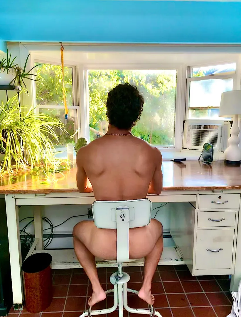 WFH posted by Tiny_Tan_Titan